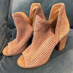 LUCKY BRAND - Open-Toe Tan Leather Block Heel - Size 7M / 37